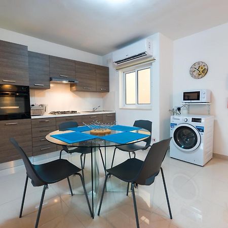 Sh5A-Qawra Prime Location 2 Bedroom Apartment St. Paul's Bay Exterior photo