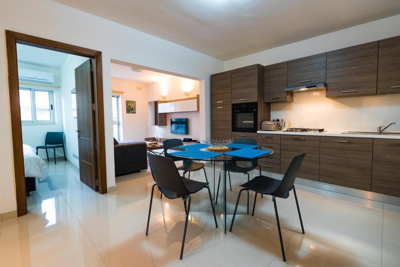 Sh5A-Qawra Prime Location 2 Bedroom Apartment St. Paul's Bay Exterior photo