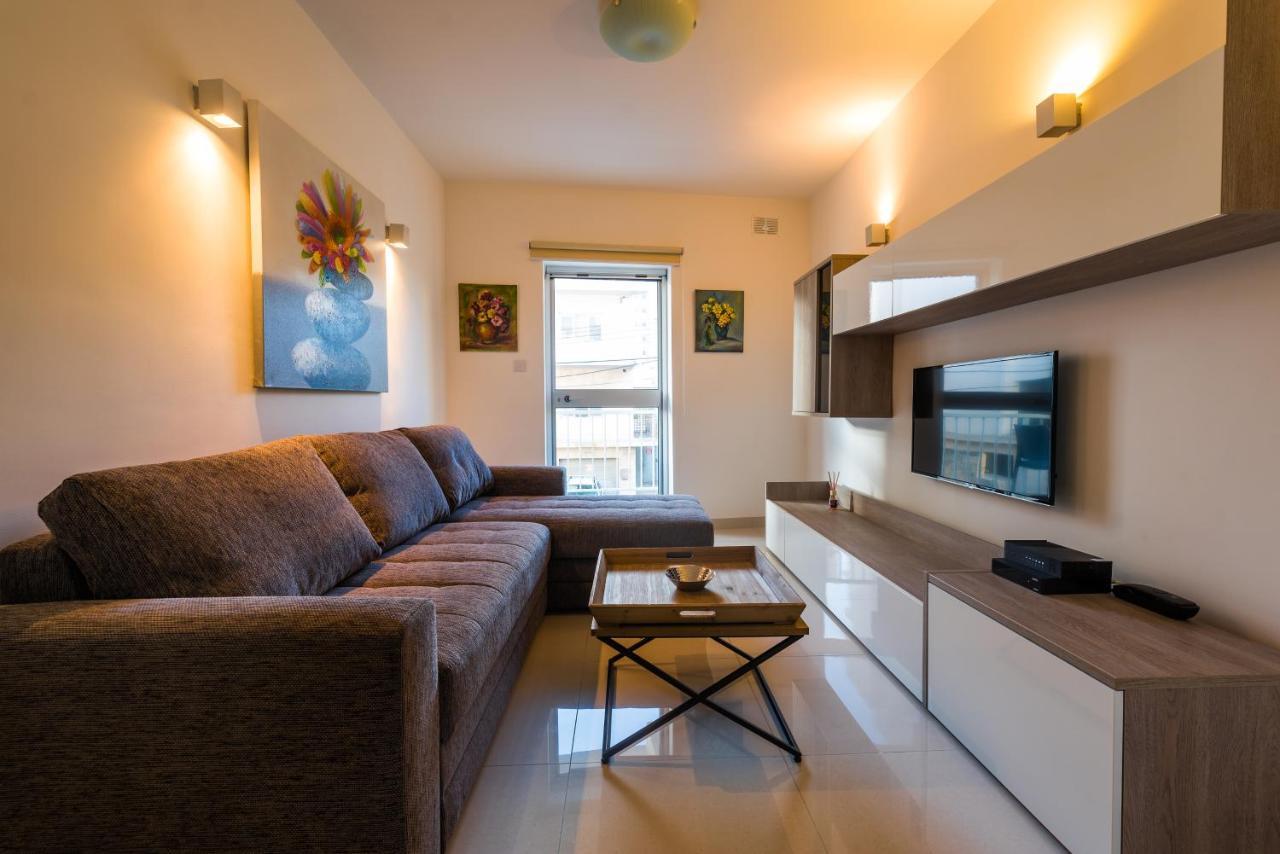 Sh5A-Qawra Prime Location 2 Bedroom Apartment St. Paul's Bay Exterior photo